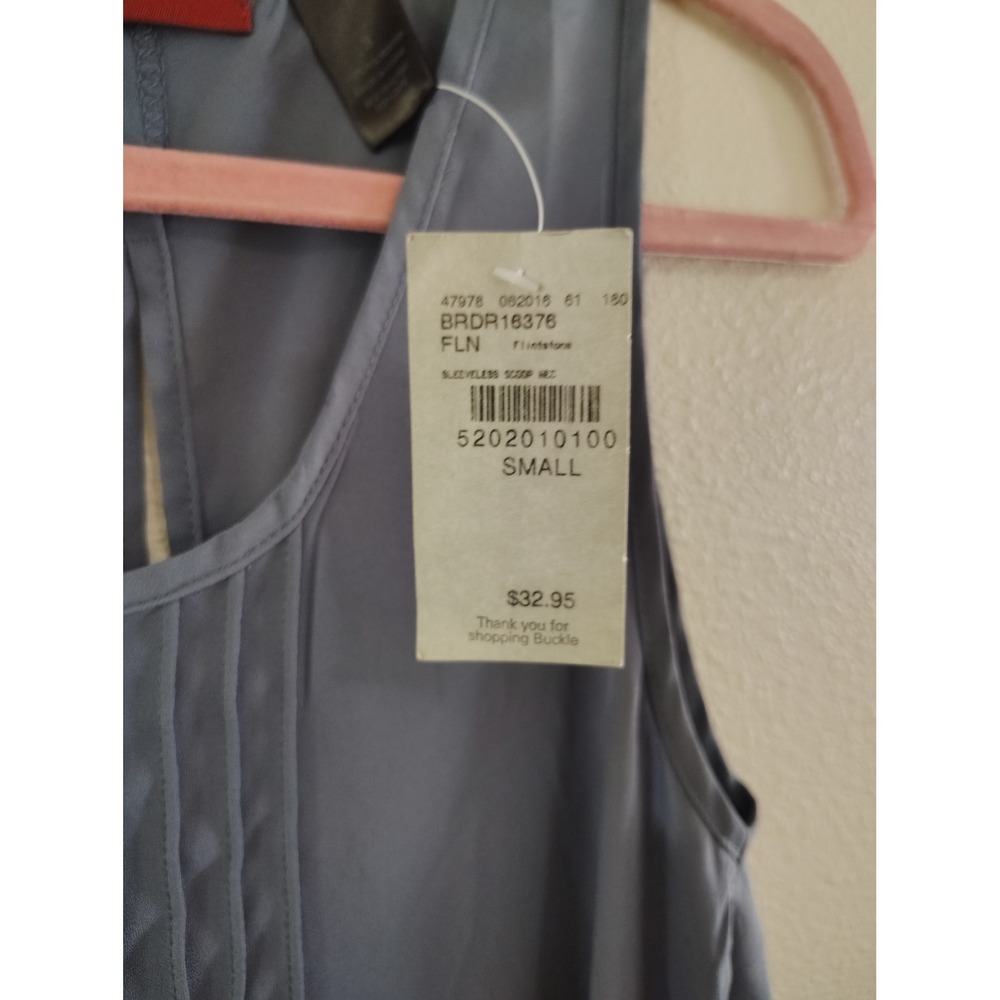 BKE Red Womens Sleeveless Scoop Neck Pintuck Split Back Tank Top Blue Gray S NWT